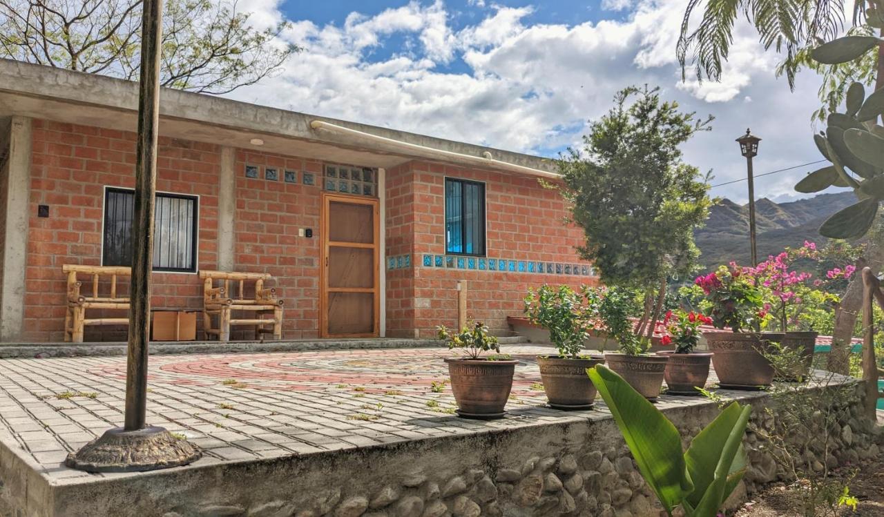 Alpha House * Vilcabamba
