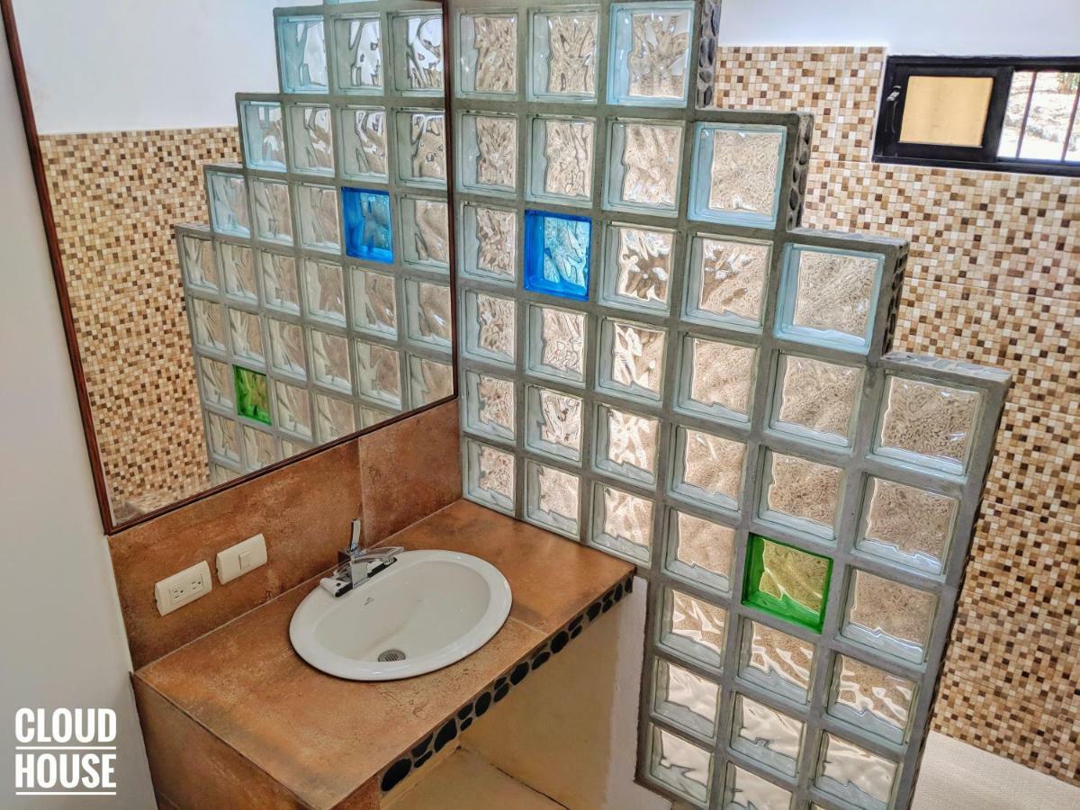 Alpha House Vilcabamba